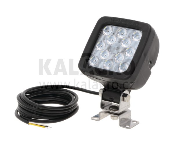 LED Pracovní světlomet Světlomet je přípustný rovněž jako couvací světlo podle R 23. Testováno pro kompatibilitu s EMC.
